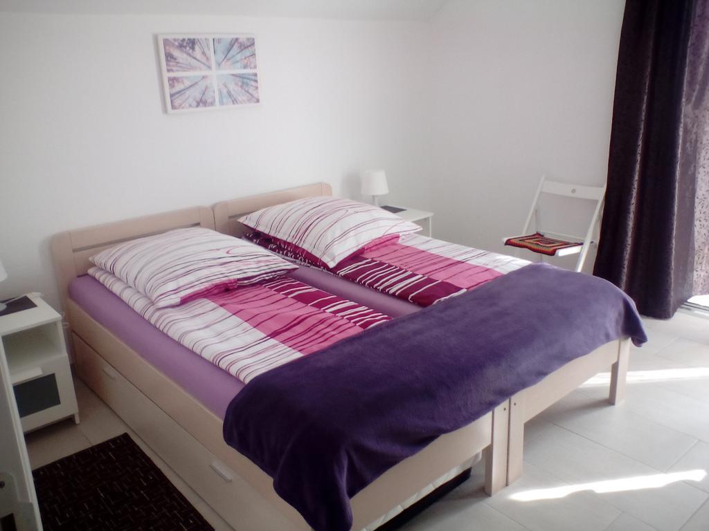 Rooms Marina 科雷尼察 外观 照片